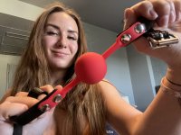 Voorbeeld: Rood gag ball gemaakt van siliconen