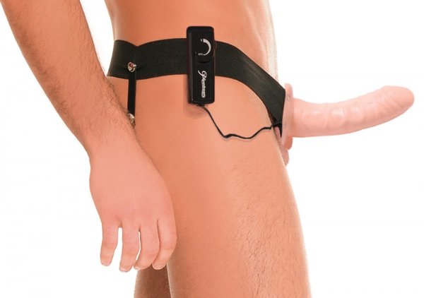 Vibrerende holle Strap-On Ø 4,5 cm