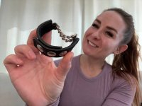 Voorbeeld: Leren cockstrap met twee kettingen