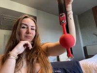 Voorbeeld: Rood gag ball gemaakt van siliconen